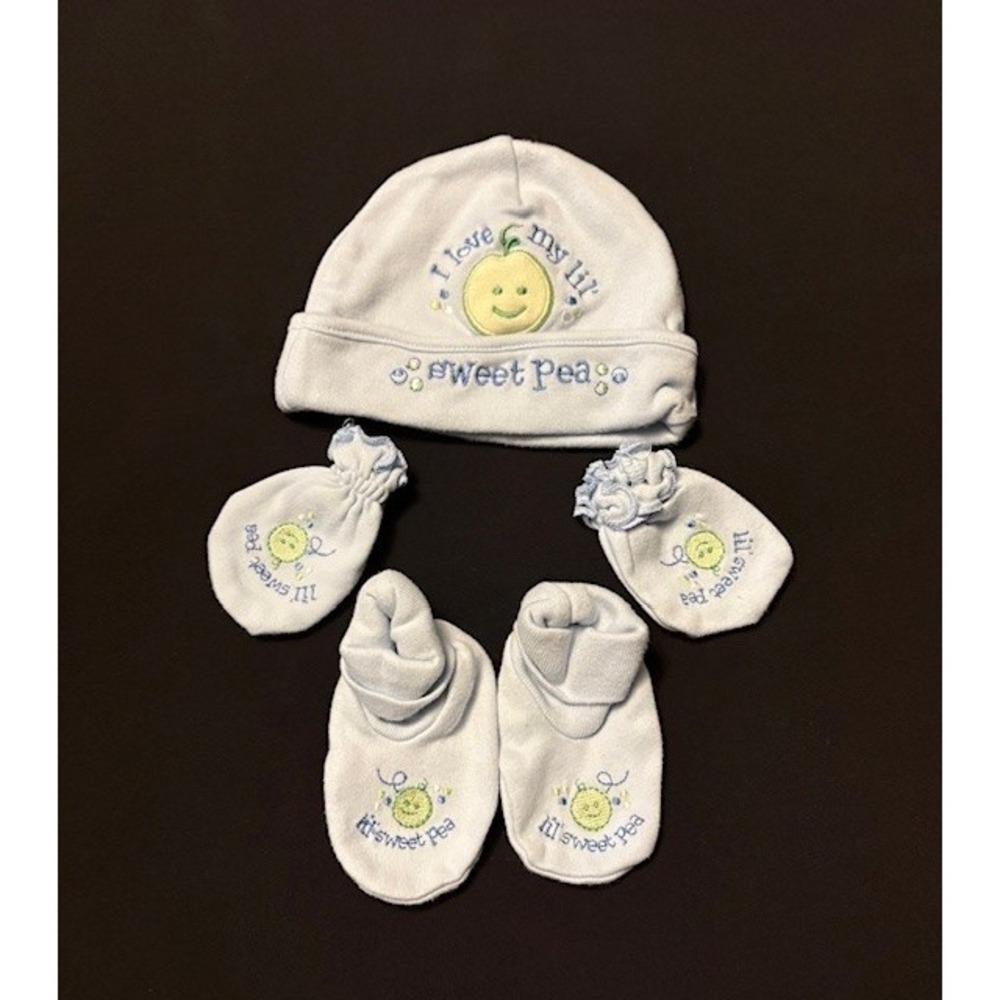 Gerber Organic light blue hat, bootie and mitten set, 0-6 months, never worn